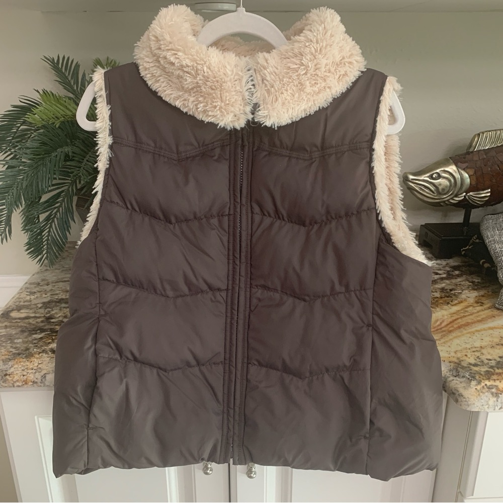 Big Chill puffer vest with faux fur trim.